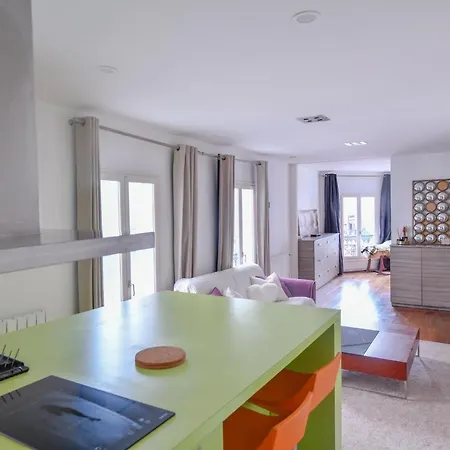 Loft Lumineux Hyper Centre Rer A 5 Min - Parking Gratuit * ヴァンセンヌ