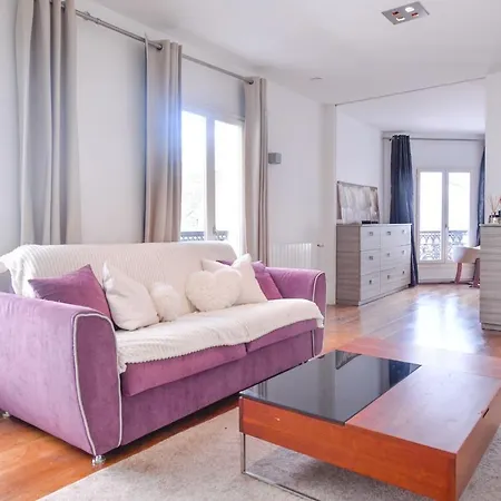 Loft Lumineux Hyper Centre Rer A 5 Min - Parking Gratuit