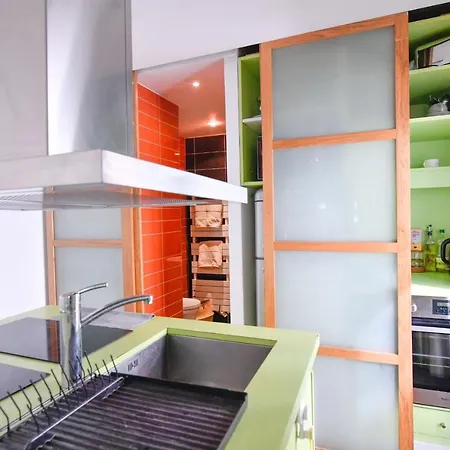 Loft Lumineux Hyper Centre Rer A 5 Min - Parking Gratuit *