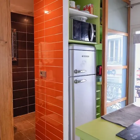 Loft Lumineux Hyper Centre Rer A 5 Min - Parking Gratuit アパート *