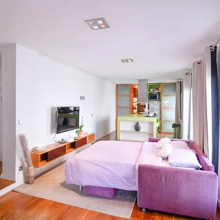 Loft Lumineux Hyper Centre Rer A 5 Min - Parking Gratuit